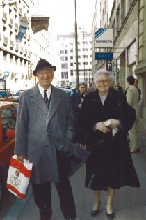 Bernard Knezo Schönbrun and his wife in the streets of Bratislava