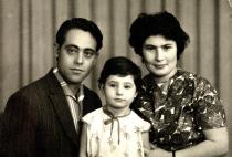 Fira Shwartz with her husband David Kargorodskiy and her daughter Margarita Kargorodskaya