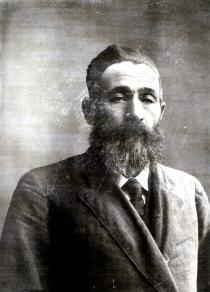 Anna Ivankovitser's maternal grandfather, Iosif Schigol