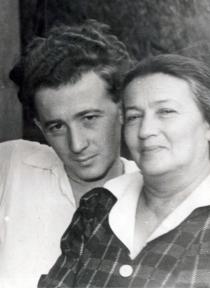Leonid Dusman and his mother Sarah Dusman