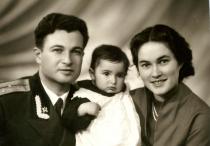 Leonid Karlinsky's family