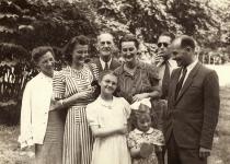 Alfred Borowicz and his relatives