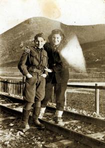 Rahela Perisic and her brother Moric Albahari